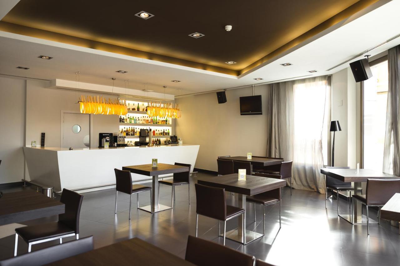 Hotel Veracruz Plaza & Spa Valdepeñas Buitenkant foto