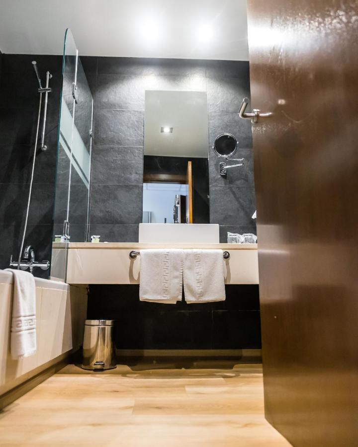 Hotel Veracruz Plaza & Spa Valdepeñas Buitenkant foto