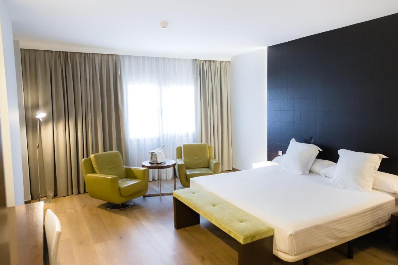 Hotel Veracruz Plaza & Spa Valdepeñas Buitenkant foto