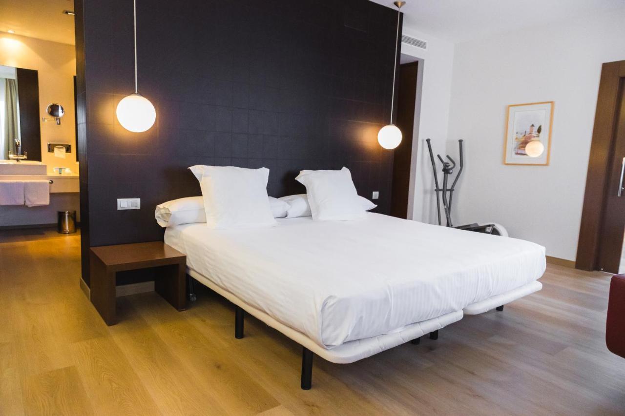Hotel Veracruz Plaza & Spa Valdepeñas Buitenkant foto