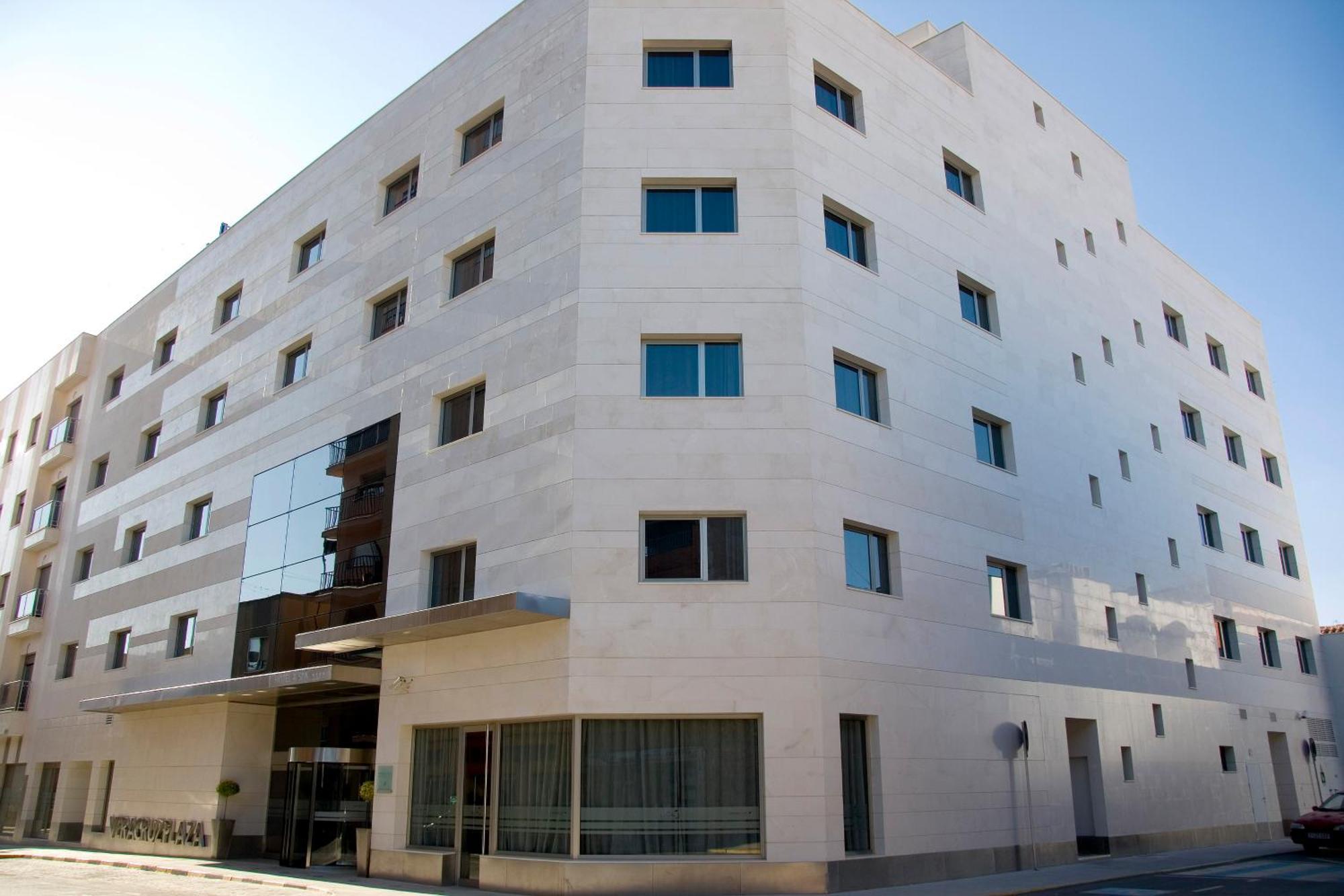 Hotel Veracruz Plaza & Spa Valdepeñas Buitenkant foto