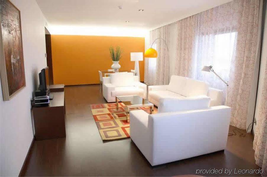 Hotel Veracruz Plaza & Spa Valdepeñas Buitenkant foto